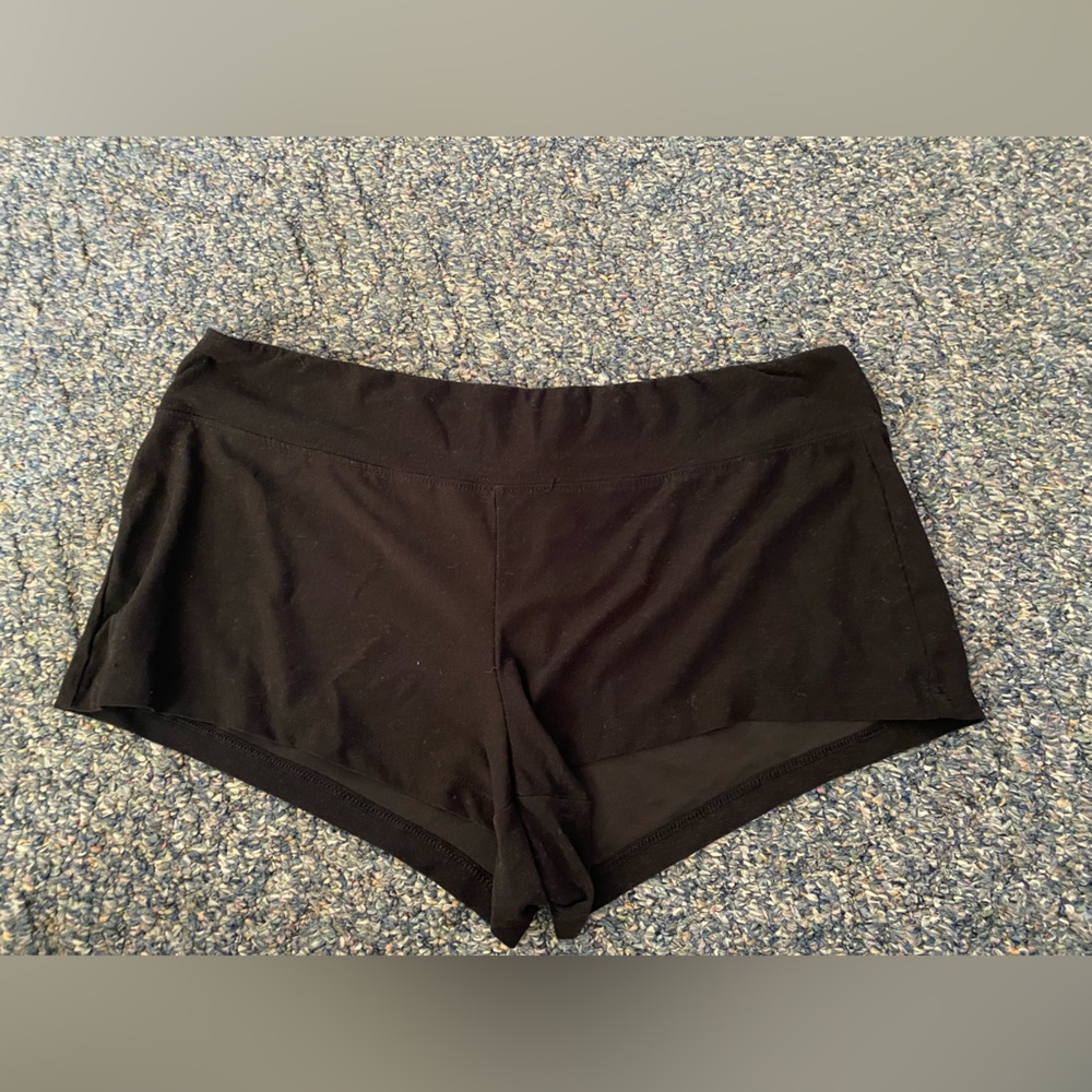 LARGE SHORTS